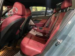 بی ئێم دەبڵیو سیریەس 5